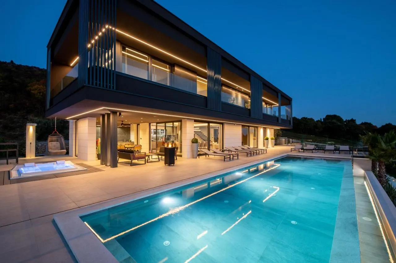 Villa Panoramica Koromacno 0*,  Croatia