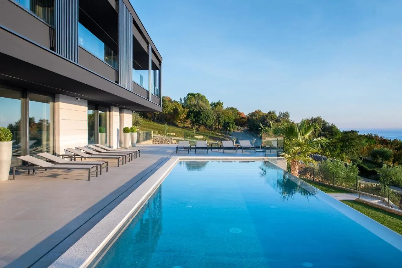 Villa Panoramica Koromačno